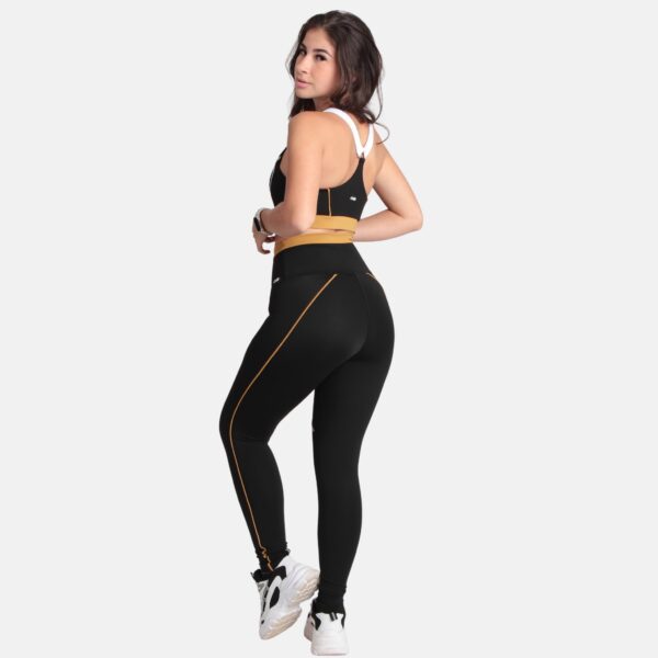 Conjunto Eva Black Caramel costas