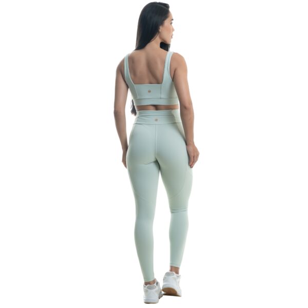 Conjunto Bella Sage costas