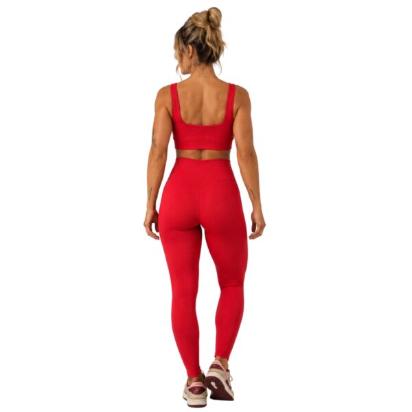 Conjunto Camila Cardial costas