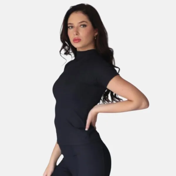 Blusa Raglan Nathalia Preto