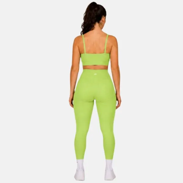 Conjunto Clara Ana Turbo Green costas